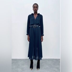 Zara Dark Blue Ruffled Midi Dress